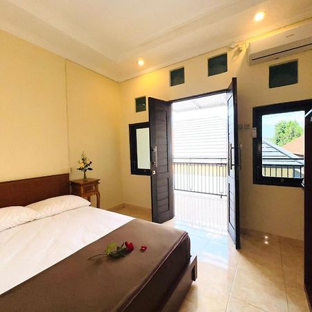 Zigiz Lovina Hostel エクステリア 写真