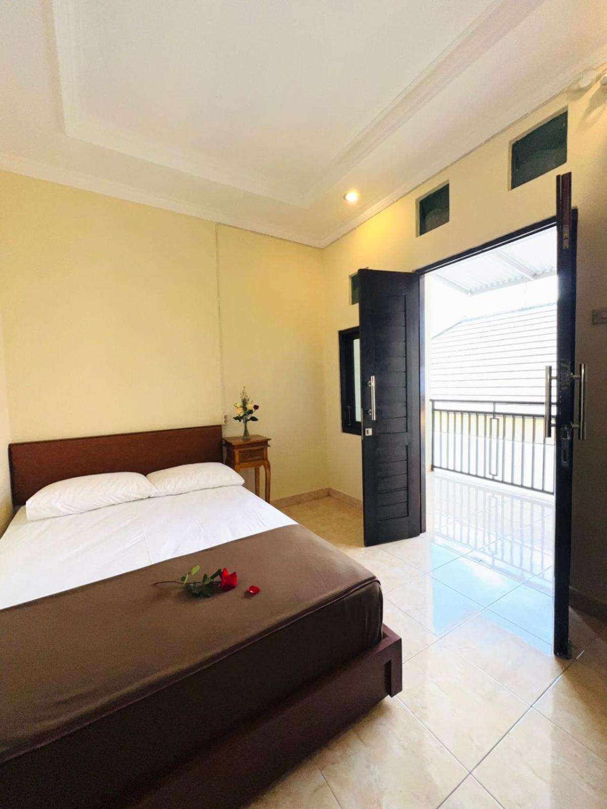Zigiz Lovina Hostel エクステリア 写真