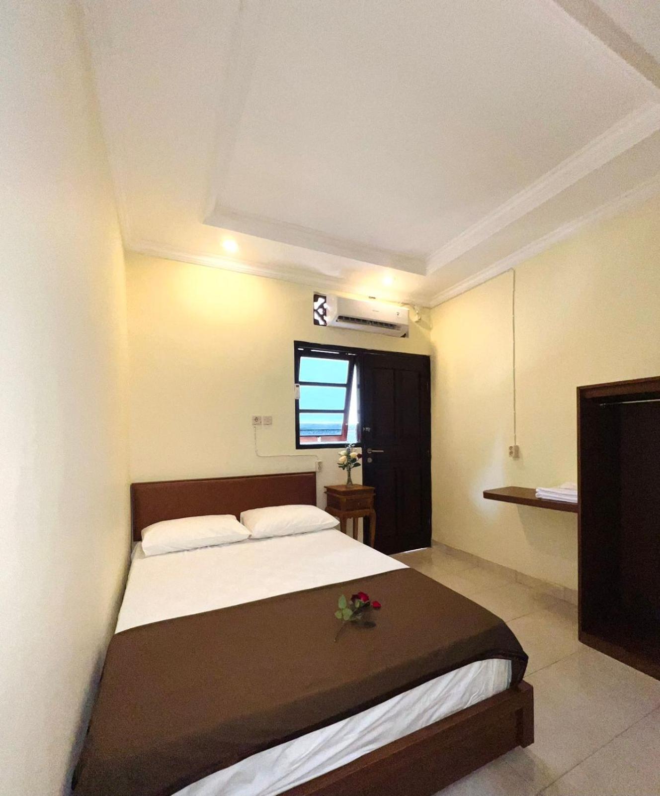 Zigiz Lovina Hostel エクステリア 写真