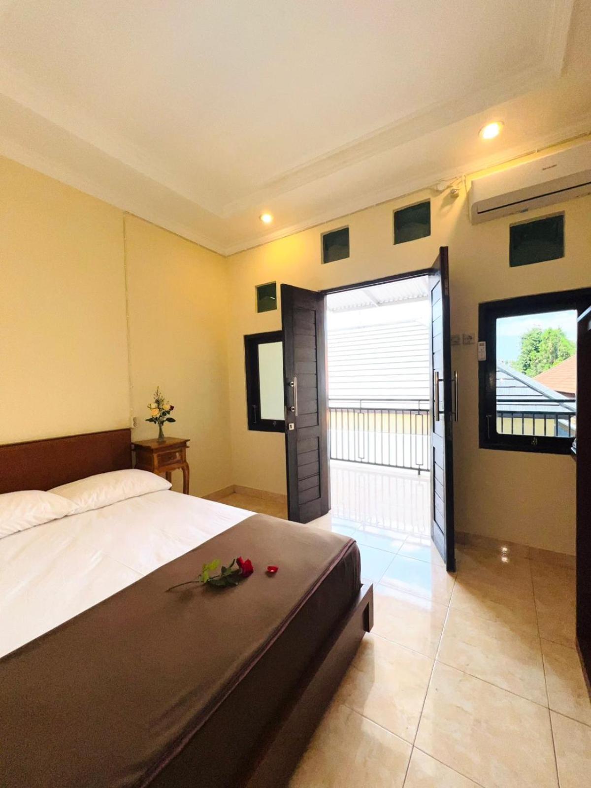Zigiz Lovina Hostel エクステリア 写真