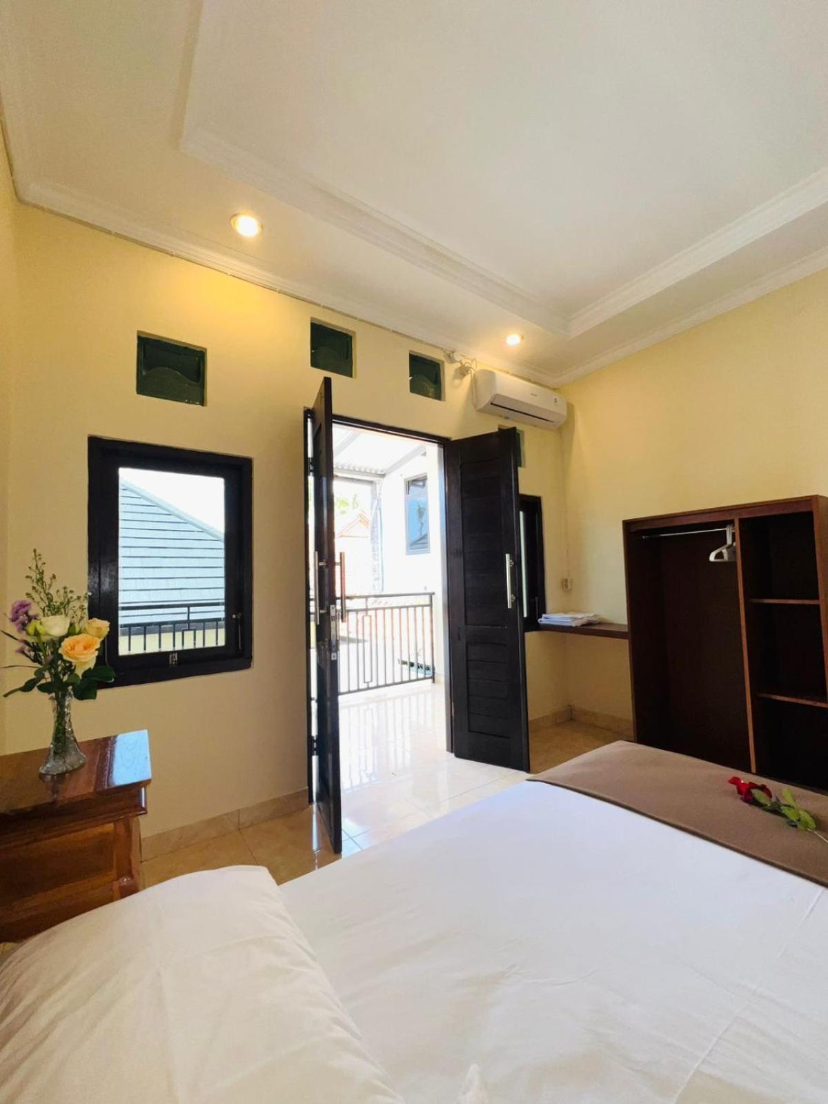 Zigiz Lovina Hostel エクステリア 写真